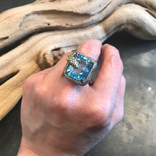 Sterling Silver  sky blue topaz ring Etnika Dragon  ring 10