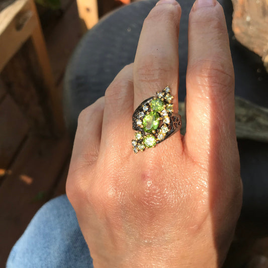 Etnika sterling Silver peridot statement Ring size 7