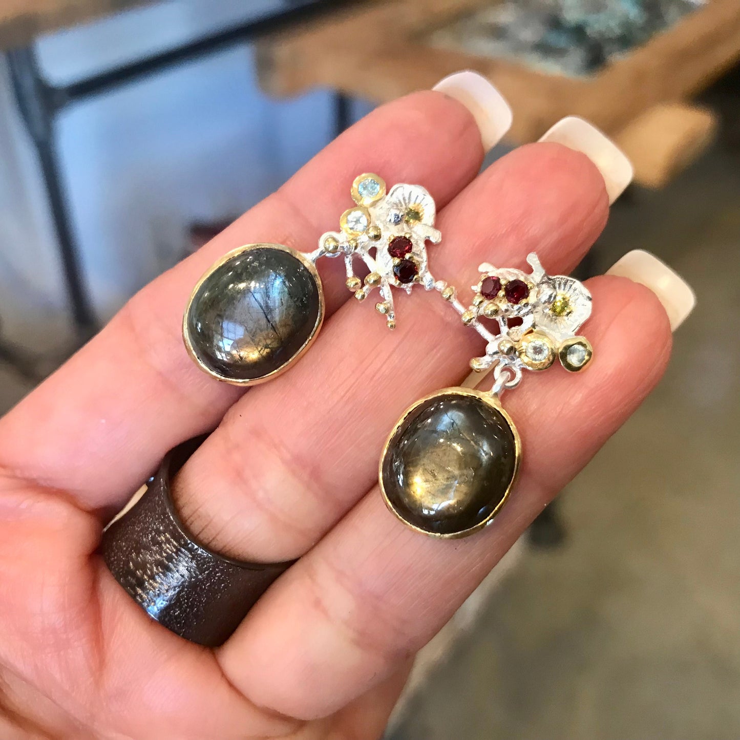 Sterling Silver black star Sapphire dangle  earrings
