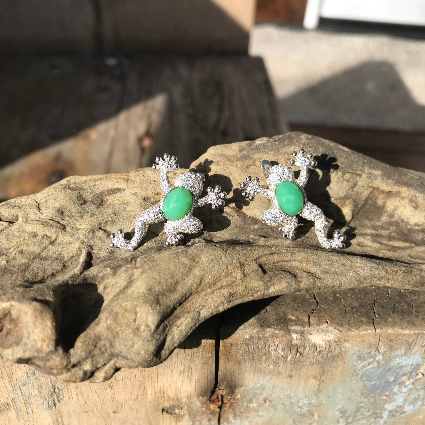 sterling silver Natural chrysoprase  Stud frog earrings