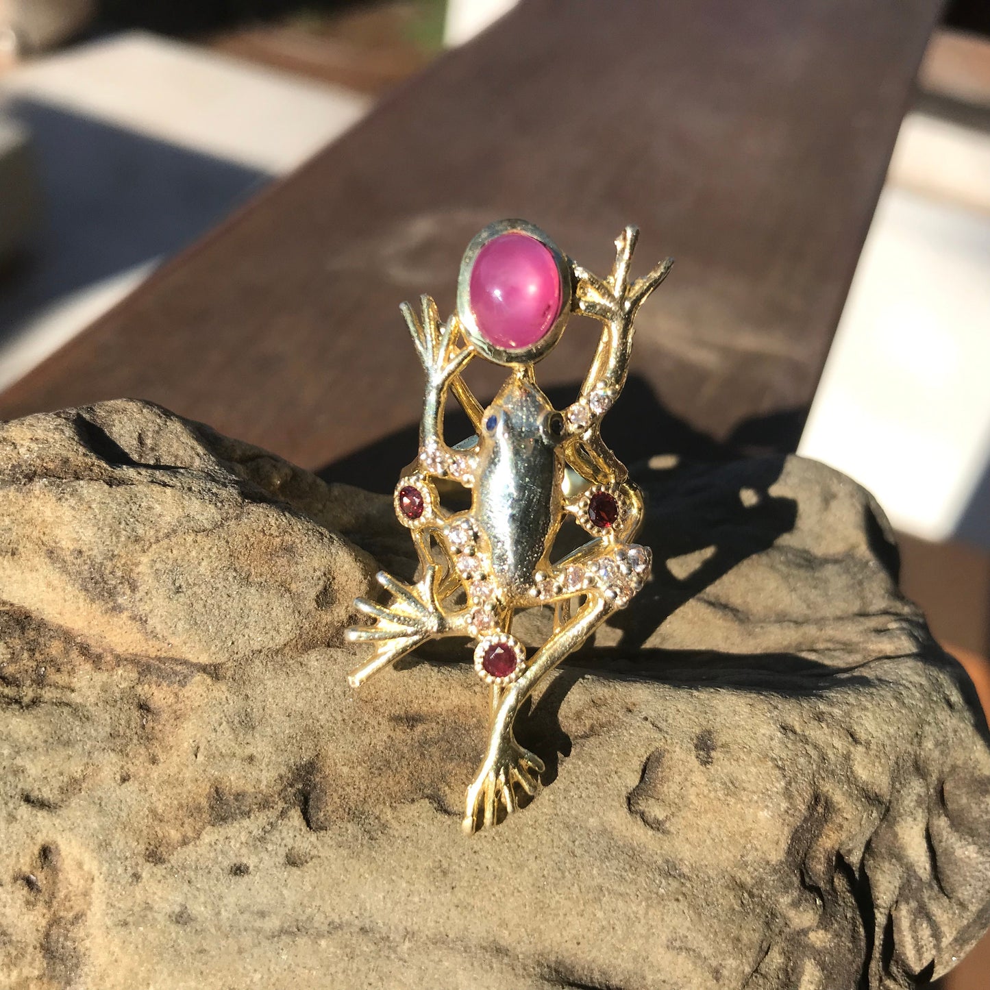 Sterling Silver ruby rhodolite gold  artwork frog Statement Ring 8