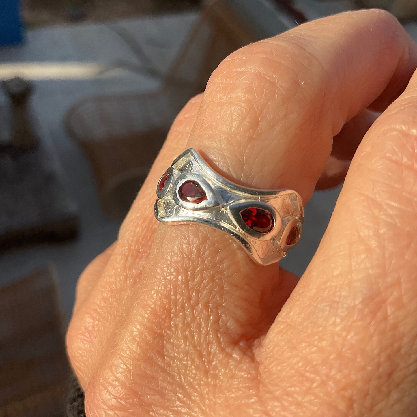 sterling silver band ring red garnet  6.5