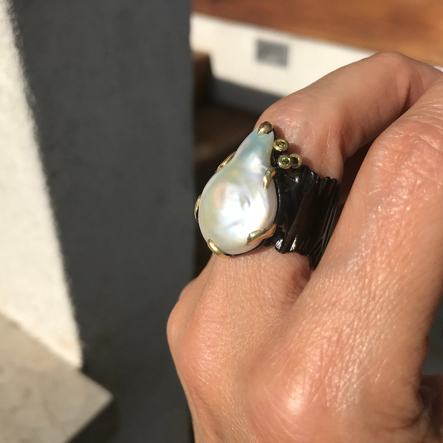 Sterling Silver Natural baroque pearl roots Ring 9