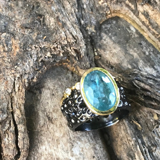 Sterling Silver blue kyanite black band ring 7