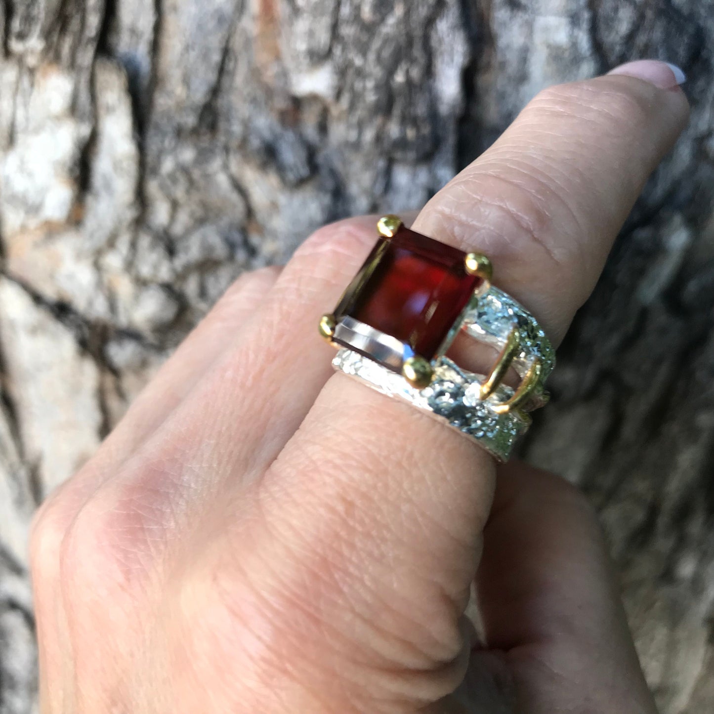 Sterling silver red hessonite band Etnika ring 7