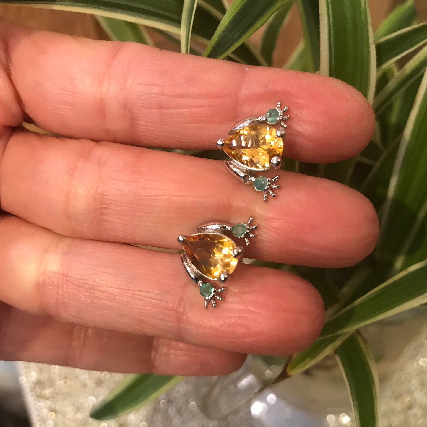 Sterling Silver Citrine frog tod emerald post earrings