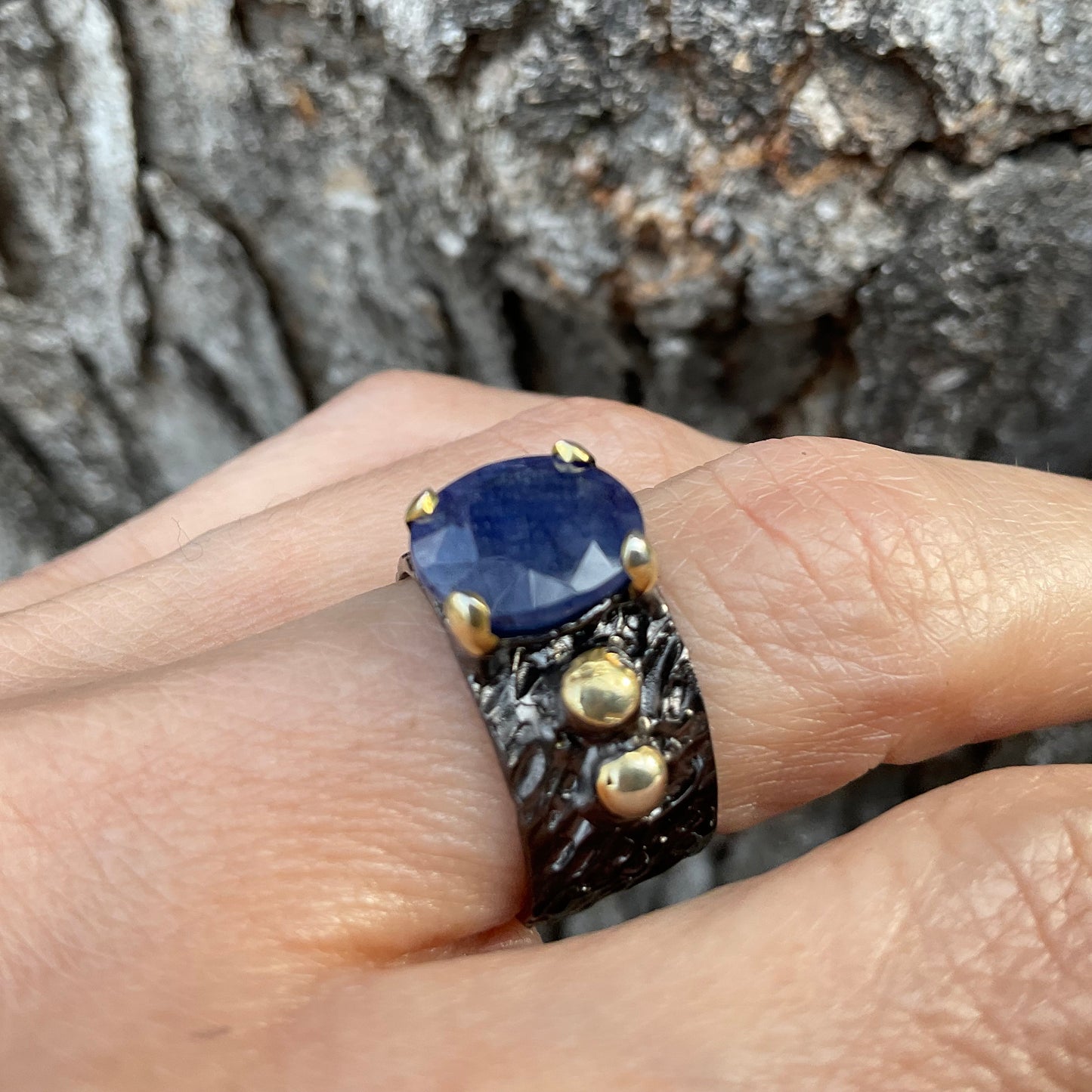 Sterling Silver blue sapphire Etnika band ring 7